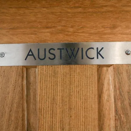 Austwick *